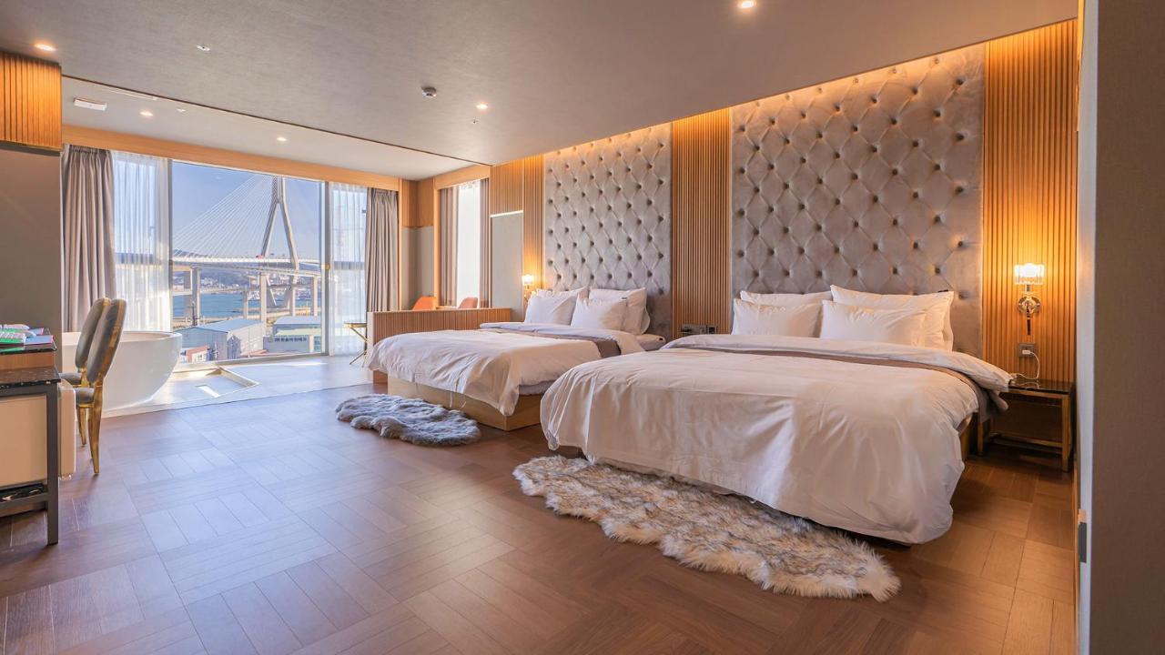 Yeongdo Grandbern Hotel Пусан Экстерьер фото
