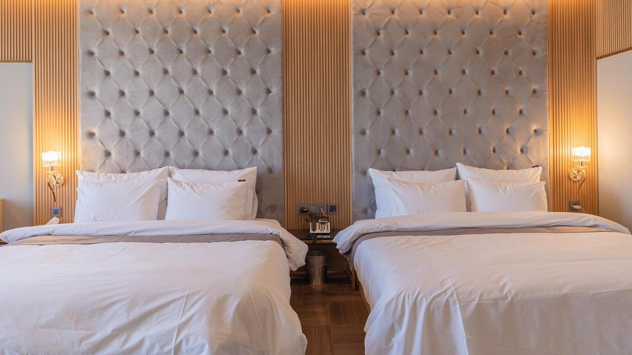 Yeongdo Grandbern Hotel Пусан Экстерьер фото