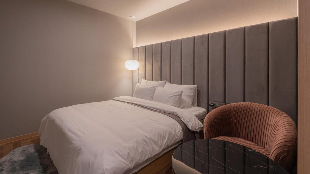Yeongdo Grandbern Hotel Пусан Экстерьер фото