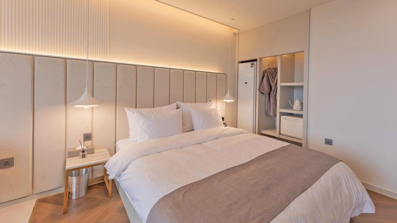 Yeongdo Grandbern Hotel Пусан Экстерьер фото